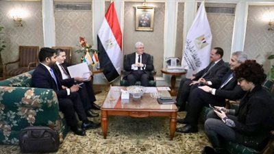 مباحثات حول سبل التعاون بين الجامعات التكنولوجية والهند