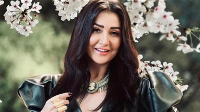 غادة عبد الرازق تتألق بإطلالة جريئة على إنستجرام (صورة)