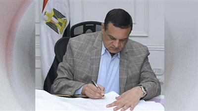 إحالة 57 من العاملين بالمنشآت الحكومية بمدينة النوبارية للتحقيق