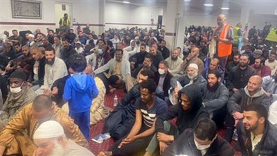أول مسجد للمصريين بباريس.. حكاية حلم 9 سنوات تحقق بأيادي مصرية