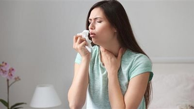 علاقة السعال بسرطان الرئة .. أطباء يكشفون السر