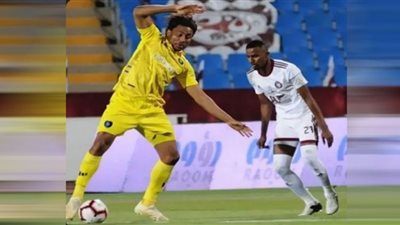 التعاون يواجه الوحدة.. والطائي أمام الخليج بعد قليل