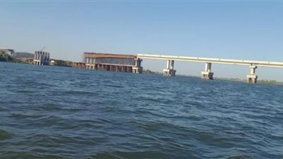 سكرتير عام بنى سويف يتفقد محور الفشن الحر على النيل