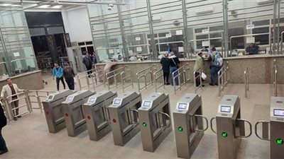 السكة الحديد تناشد الركاب الاحتفاظ بالتذكرة حتى الخروج من محطة الوصول