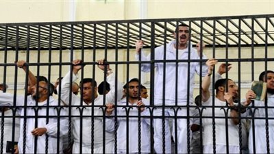 إعادة إجراءات محاكمة متهمين في 