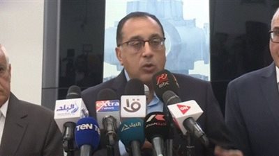 مدبولي: الهدف من مركز التصنيع الرقمي تعميق وتوطين الصناعة المحلية (فيديو)