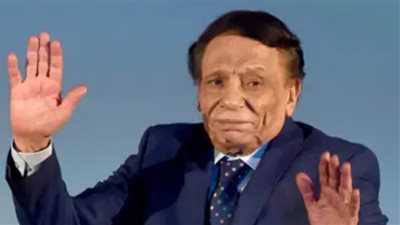 رامي إمام يكشف تطورات الحالة الصحية للزعيم وحقيقة إصابته بالزهايمر (فيديو)