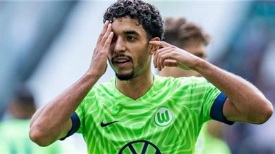 مرموش يقود هجوم فولسبورج أمام أوجسبورج بالدورى الألماني