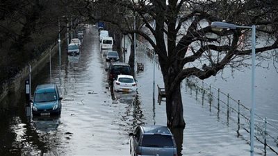 فقدان 3 أشخاص وإجلاء الآلاف جراء أمطار غزيرة شمال اليابان