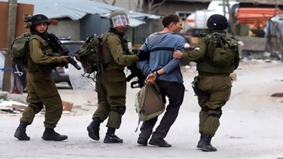 إسرائيل تعتقل 6 فلسطينيين