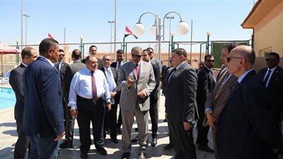وزير القوى العاملة يلتقي مسئولى الشركات بمشروع المحطة النووية بالضبعة