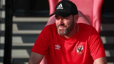 موقف الأهلي من إقالة سواريش بعد التعادل أمام فاركو