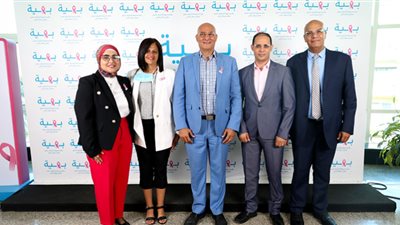 وزارة الهجرة تنظم زيارة خبيرين مصريين بالخارج لمستشفى بهية