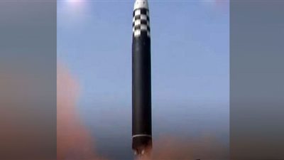 رغم الحظر الدولي.. كوريا الشمالية تطلق صاروخين وتزيد التوترات (فيديو)