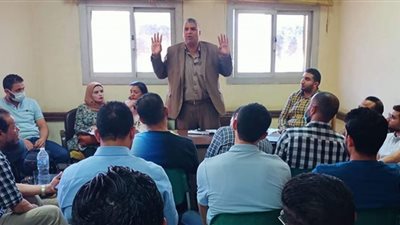 مدير صحة أبشواي بالفيوم يواصل اللقاءات التنسيقية مع رؤساء الأقسام
