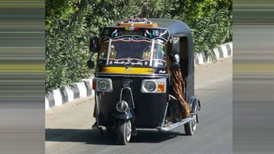 ضبط 32 مركبة «توك توك» لتحقيق الانضباط المروري