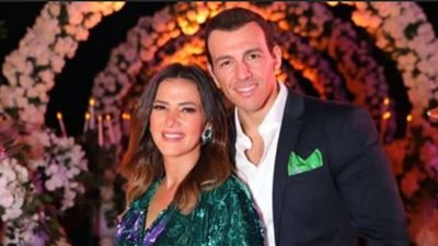 رامي رضوان يساند زوجته في 