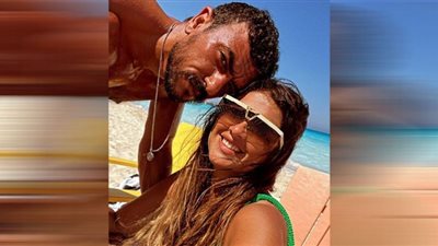 ياسمين والعوضي يخطفان الأنظار في المصيف (صور)