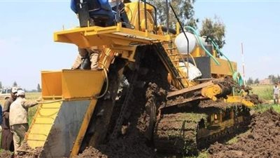 وزير الري يتابع موقف مشروعات الصرف المغطى وإنشاء وتطهير المصارف العامة