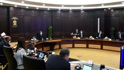 توجيهات حكومية بتطبيق خطة لترشيد استهلاك الطاقة بكل أنواعها