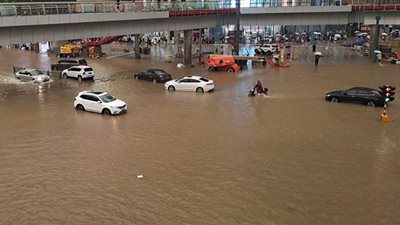 أمطار غزيرة وفيضانات تضرب فنزويلا