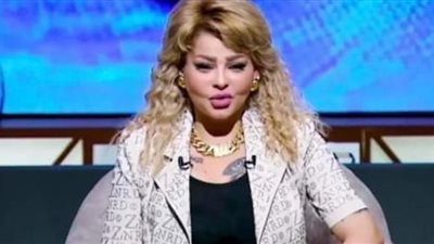 نقيب الإعلاميين يكشف مصير إيمى تاتو بعد منع برنامجها