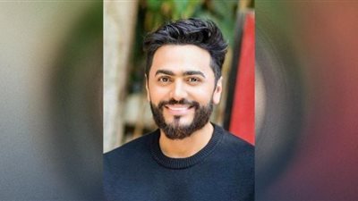 تامر حسني.. 