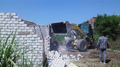 إزالة فورية ومتابعة أعمال النظافة والإنارة العامة بالقنطرة شرق