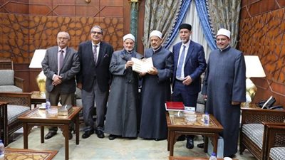 شيخ الأزهر يدعو لتبني استراتيجية قومية لإحياء اللغة العربية والحفاظ عليها