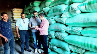 ضبط 8 طن أرز داخل مخزن خاص بالدلنجات