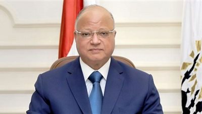 محافظ القاهرة يشدد على تكثيف حملات النظافة بمحيط الكنائس