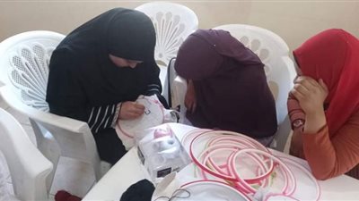 ورش تدريبية لتعليم التطريز بمركز شباب سفلاق بساقلتة