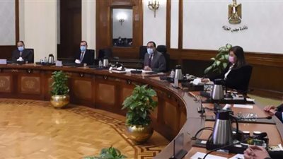 3 ملفات مهمة بقمة أولويات الحكومة.. حل المشكلات وسرعة إصدار التراخيص