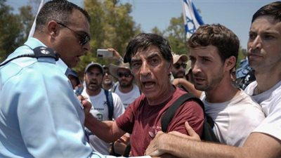 صافرات الإنذار تدوى فى تل أبيب (شاهد)