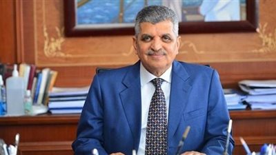 عائد قناة السويس يتحول للصندوق الخاص أم يظل بموازنة الدولة؟ رئيس الهيئة يجيب (فيديو)