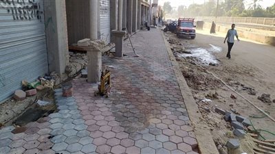 محافظ أسيوط : تربة زلطية وتركيب وانترلوك ببعض شوارع مدينة منفلوط ضمن خطة التطوير