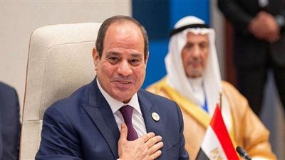 الرئيس السيسي يشارك في مؤتمر 