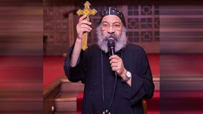 الأنبا رافائيل يواصل نشاطه الرعوي في كنيسة الأقباط بالقدس الليلة