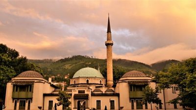 الإمبراطور مسجد خشبي شاهد على عظمة الطراز العثماني