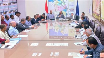 سكرتير عام البحيرة يناقش الموقف التنفيذى للمبادرة الرئاسية