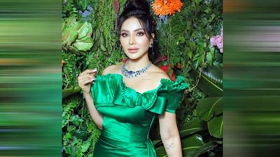 لجين عمران تعتمد موضة الكريستال في أحدث ظهور لها