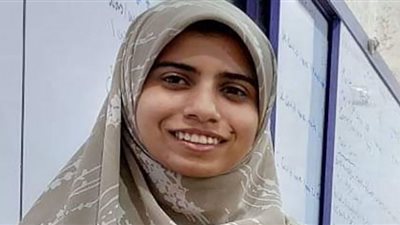 الأولى على الثانوية العامة أدبي بالفيوم.. 