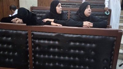 انهيار أهالي ضحايا مذبحة الريف الأوروبي بعد تأجيل القضية