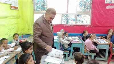 لجان المتابعة تتابع انتظام العملية التعليمية بإدارة بسيون التعليمية