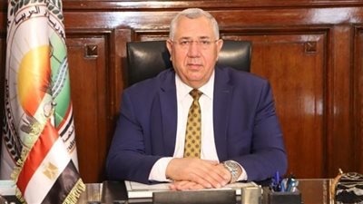 وزير الزراعة يستعرض أمام مجلس النواب الخدمات التي تقدمها الدولة للمزراعين