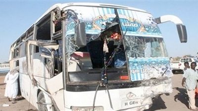 تفاصيل مصرع 3 أشخاص وإصابة 28 آخرين في حادث تصادم بطريق إسكندرية مطروح