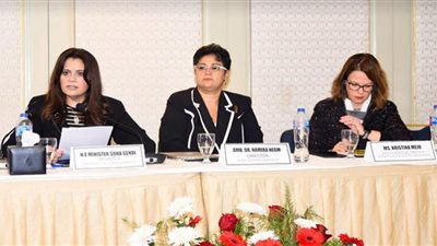 وزيرة الهجرة تؤكد العمل مع مرصد الهجرة الإفريقي لدفع العمل المُشترك