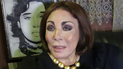 لبنى عبد العزيز رئيسًا شرفيًا لمهرجان السينما العربية في دورته الأولى