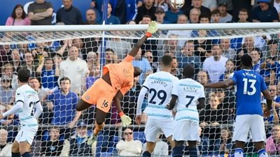 تشيلسي يتقدم على إيفرتون في الشوط الأول