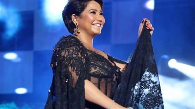 شيرين عبدالوهاب تزيح الستار عن كواليس أول حفل غنائي بعد الطلاق